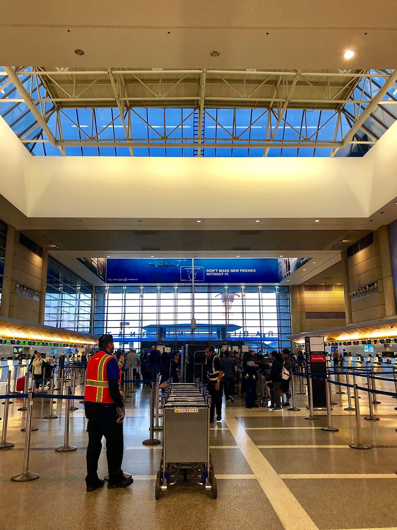 Nhà ga quốc tế Tom Bradley, sân bay Los Angeles (LAX)